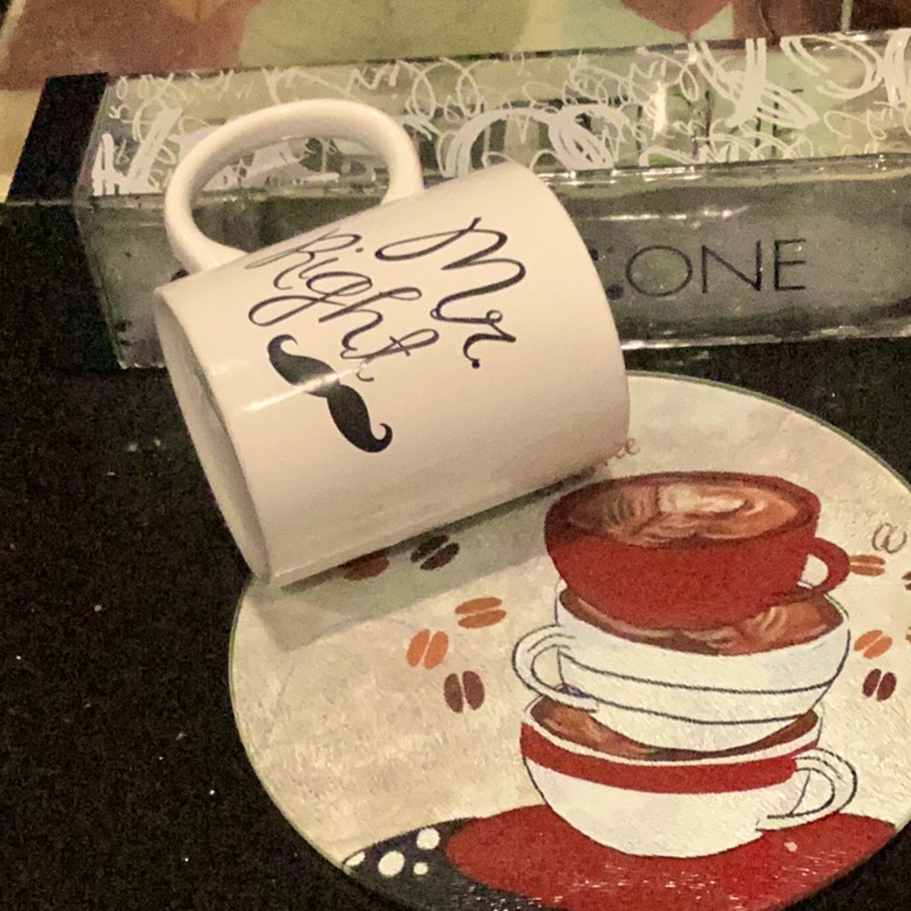 MR RIGHT 12 OUNCE COFFEE CUP/MUG - Picture 2 of 7
